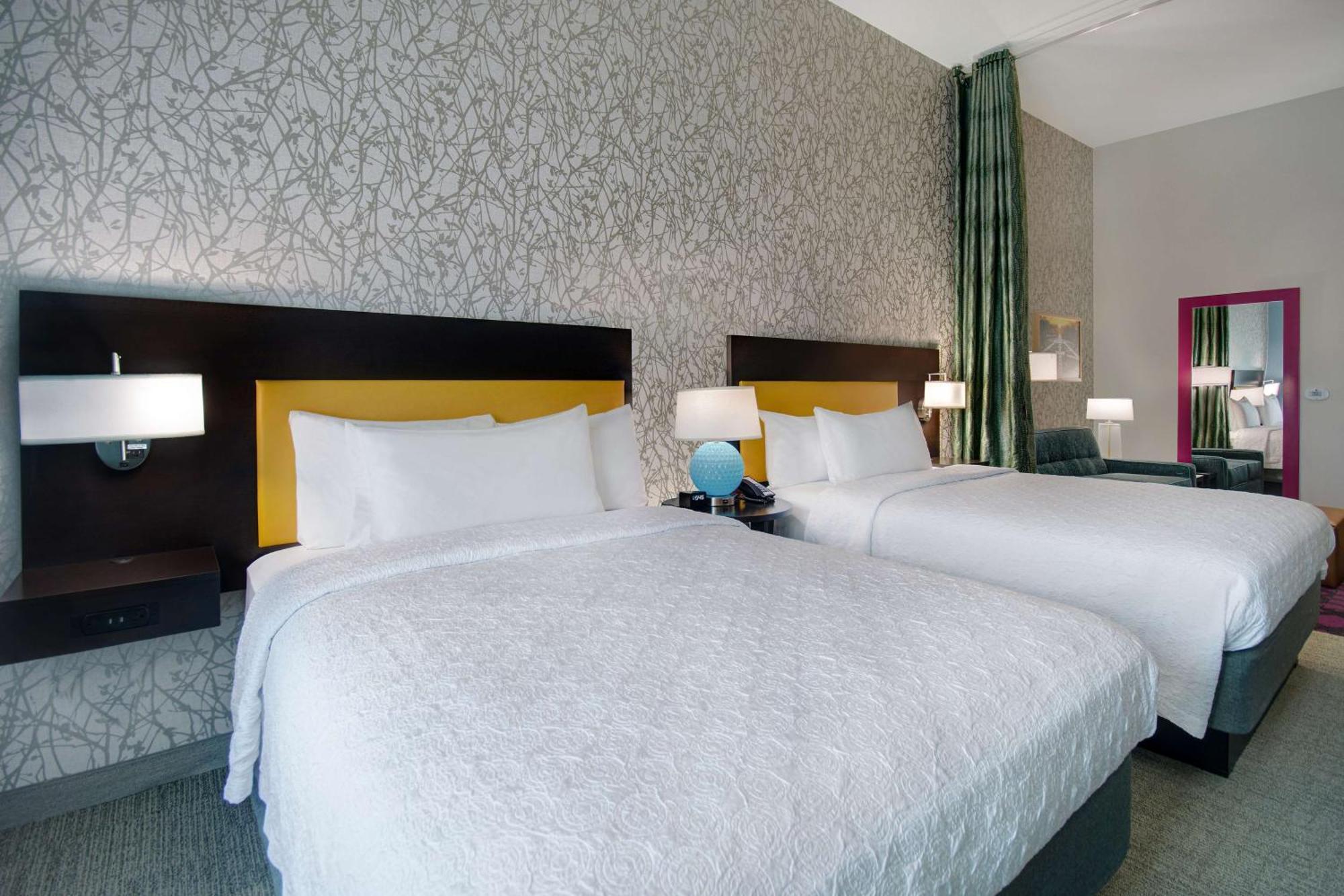 Home2 Suites By Hilton Берлесон Экстерьер фото