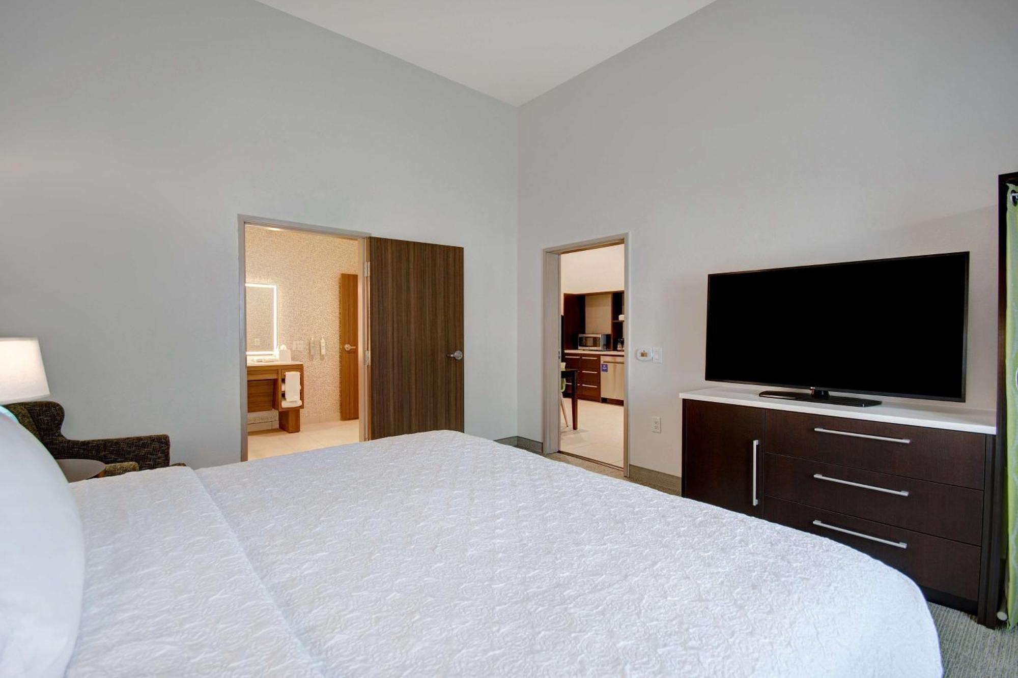 Home2 Suites By Hilton Берлесон Экстерьер фото